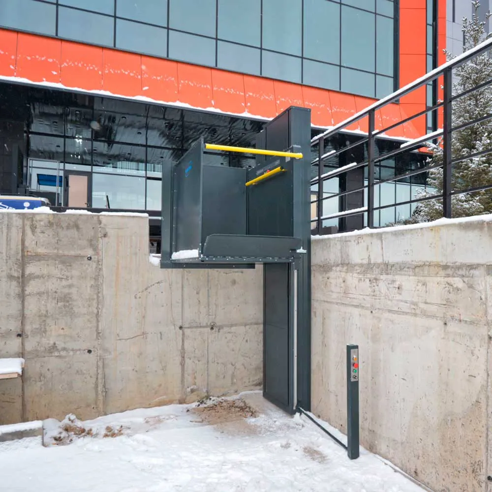 Подъемная платформа для инвалидов