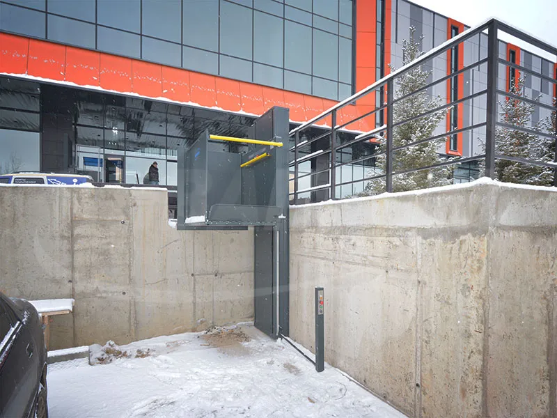 Подъемник для инвалидов уличный